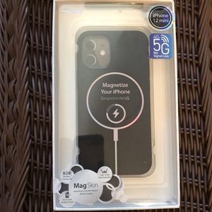 Mag Easy for iPhone 12 mini.